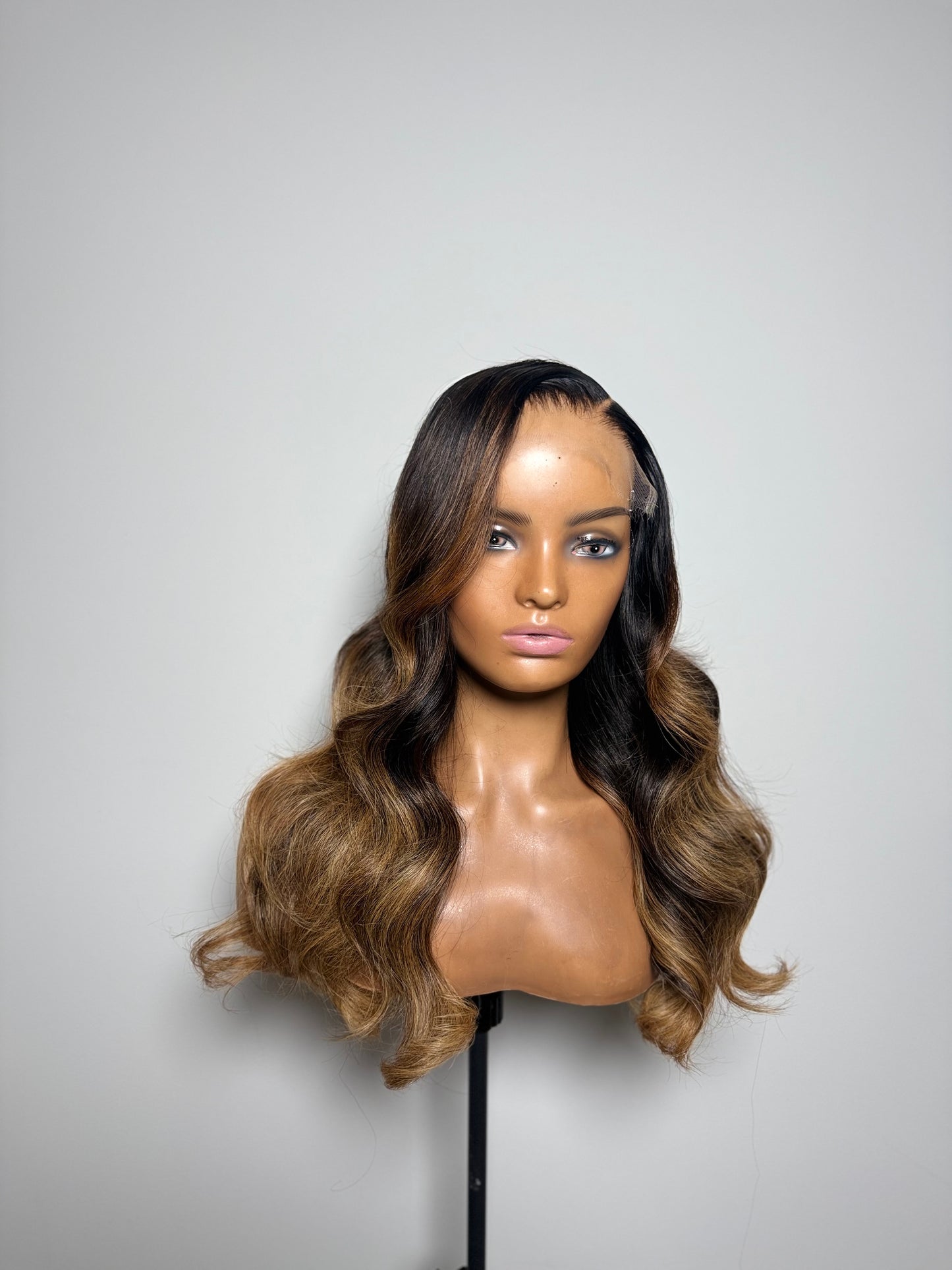 20” 5x5 HD Lace Glueless Closure Unit